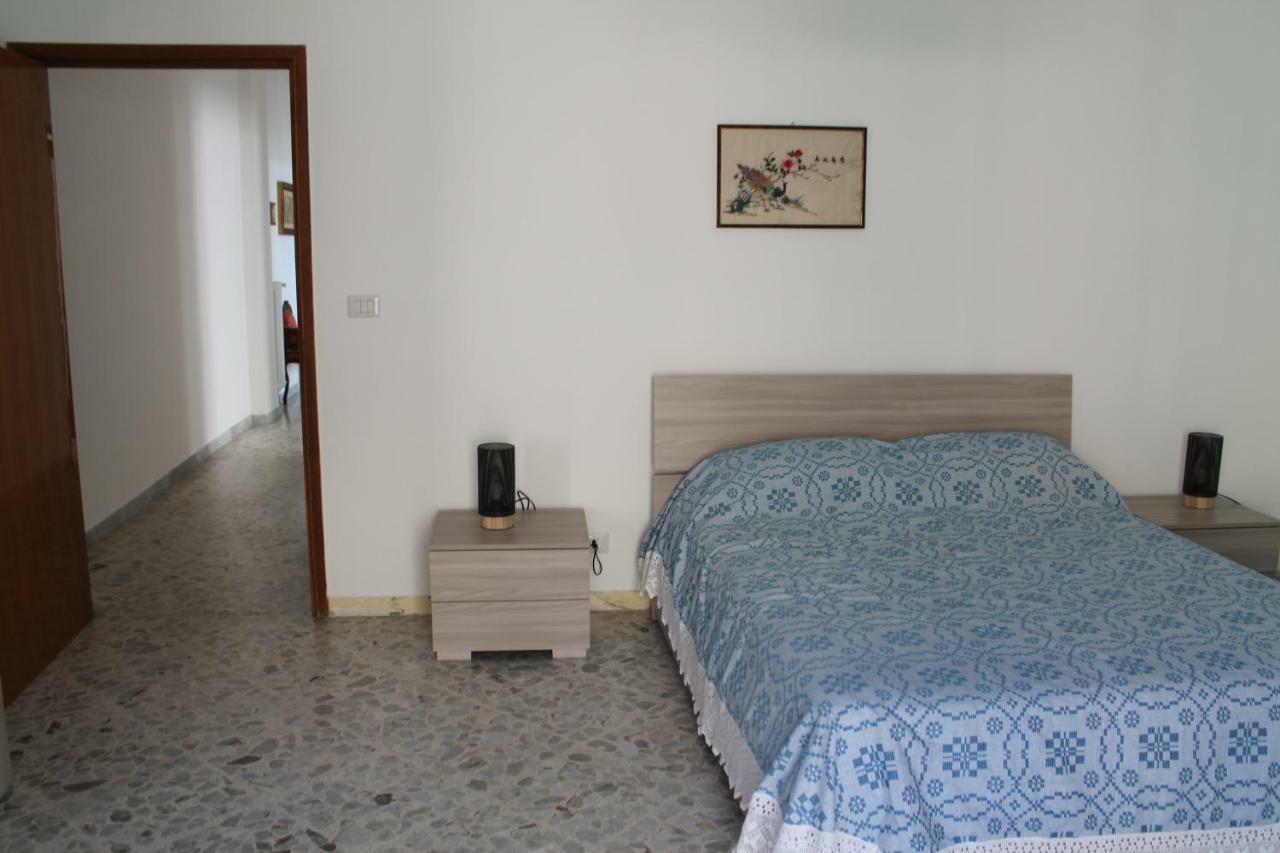 Casa Giali - Sea ​​View Home For Family Джовинацо Екстериор снимка