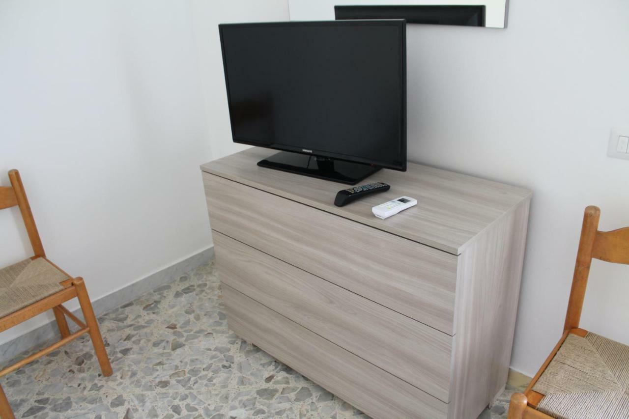 Casa Giali - Sea ​​View Home For Family Джовинацо Екстериор снимка